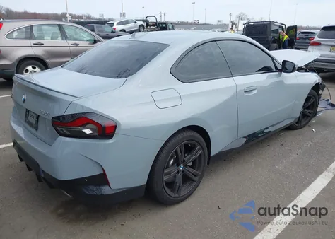 2024 BMW 230 I xDrive z USA, uszkodzony, nr VIN 3MW33CM07R8E81056